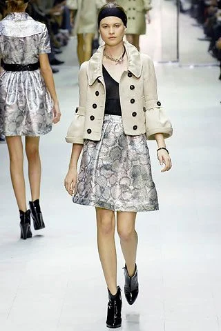 Look 3